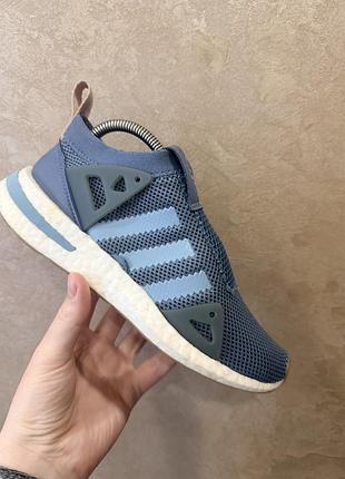 Жіночі кросівки adidas originals arkyn у кольорі "raw steel".