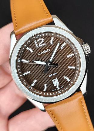 Мужские часы casio mtp-e725l-5a оригинал в коробке касио