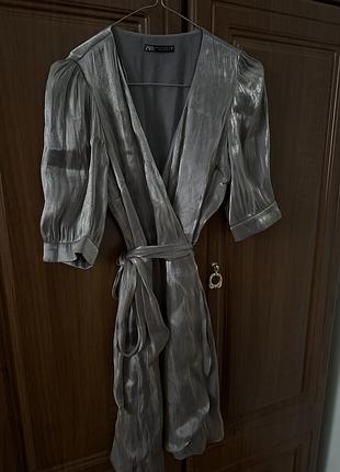 Літня сукня на запах zara