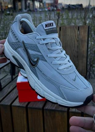 Nike initiator 5