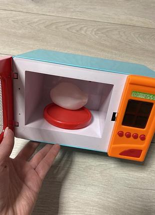 Игрушечная микроволновка 3