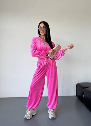 Велюровий костюм у стилі barbie core! 💖