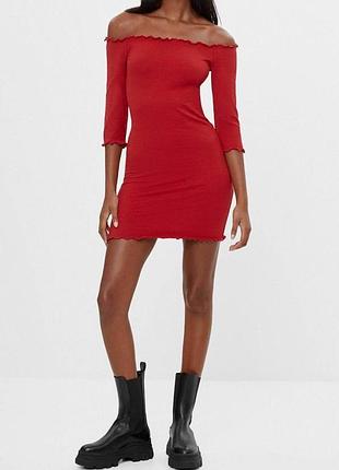 Bershka — міні-сукня off-shoulder
