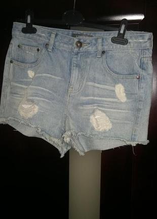 Продам новые джинсовые шорты