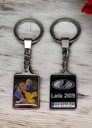 Брелок автомобильный с логотипом lada (двусторонний), брелок с номером авто лада
