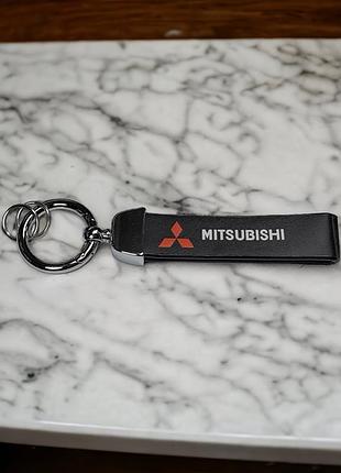 Брелок автомобильный кожаный с карабином mitsubishi, экокожа и метал