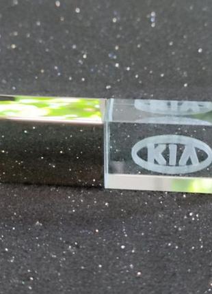 Флешка з логотипом kia (кіа) 32 гб