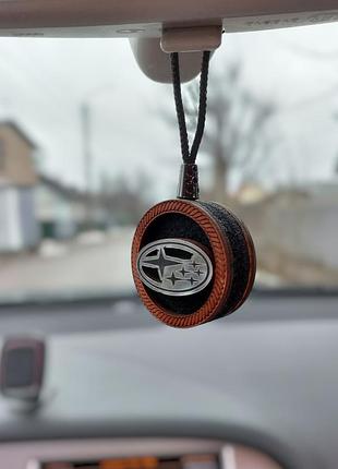 Подвеска ароматизатор subaru с эффектом переливания