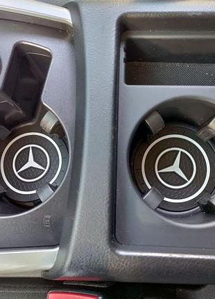 Антиковзкий килимок у підсклянники mercedes (мерседес)