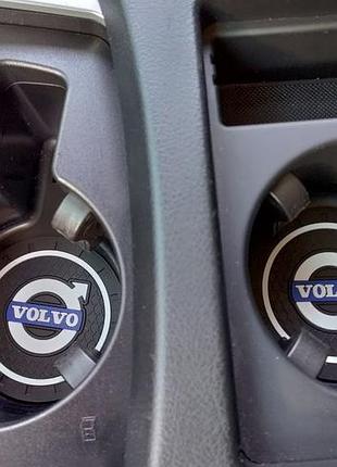 Антискользящий коврик в подстаканники volvo (вольво)