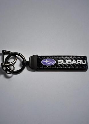 Брелок автомобільний шкіряний з карабіном subaru, екошкіра та метал