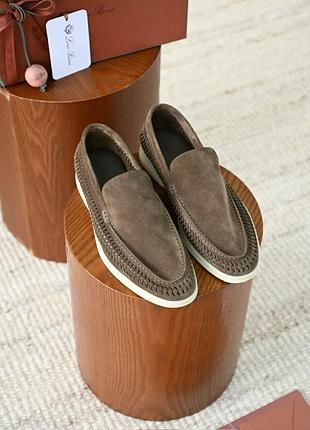 Кожному кроці: loro piana summer knitted walk