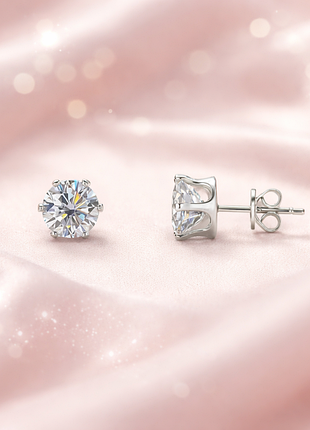 Маленькі сережки з муассанітами 0,1 ct. муассаніт