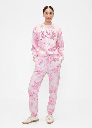 Женский спортивный костюм gap