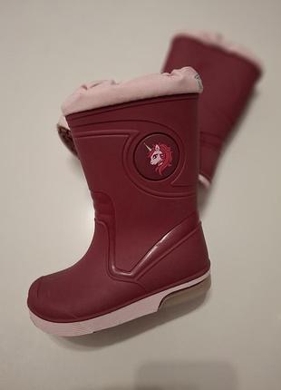 Резиновые сапожки для девочки