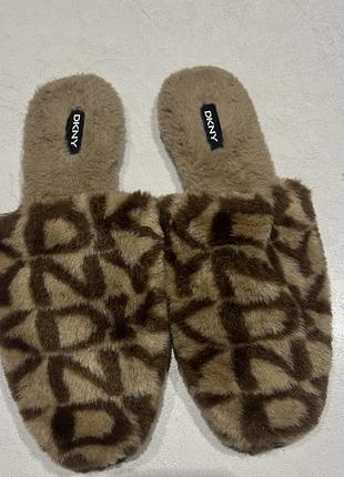 Капці, тапки  dkny