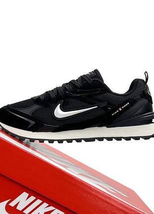 Nike waffle s black white 10