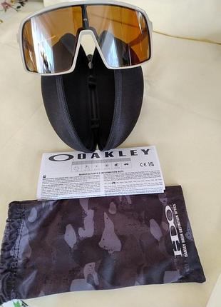 Солнцезащитные очки oakley, новые, оригинальные