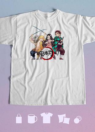 Футболка з принтом клинок який знищує демонів demon slayer s біла
