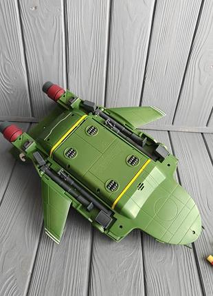 Корабель thunderbird 5