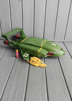 Корабель thunderbird 4