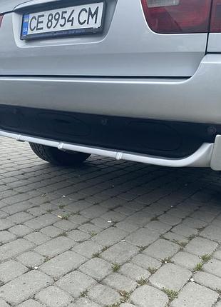 Накладка на задній бампер (під фарбування) для bmw x5 e53 1999-2006 рр