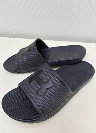 Чоловічі шльопанці gipanis