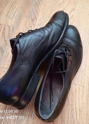 Туфлі чоловічі 2