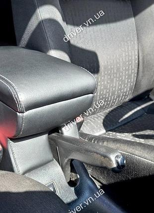 Підлокітник для volkswagen golf 4 1997-2006 / volkswagen bora 1998-2005, чорний