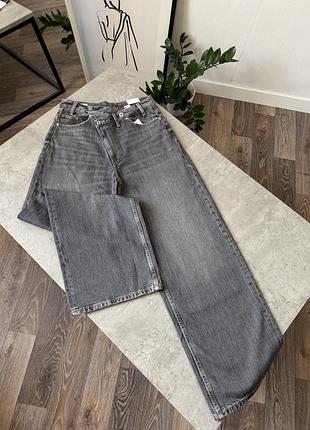 Графітові джинси зі скошеним поясом zara wide leg 36 s 40 l / графитовые джинсы со скошенным поясом зара
