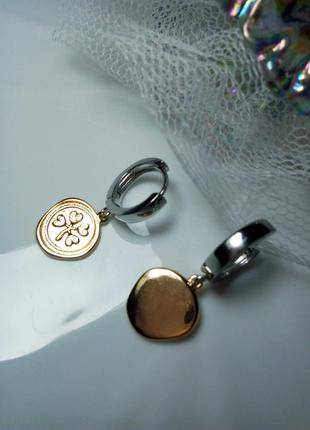 ♥️ красиві сережки монетки клевер біколор золоті срібні сережки стильные серьги монетки1 фото
