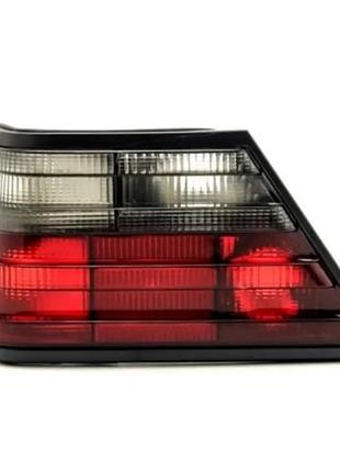 Стекло фары mercedes 124 sd 1984-1996 задняя левая, красно-дымчатая avtm 18352618s3-e