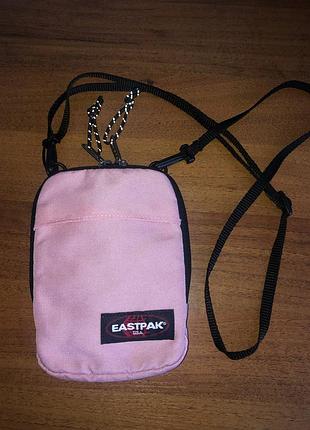 Розовая сумка через плечо — модель eastpak buddy 0.5l bag