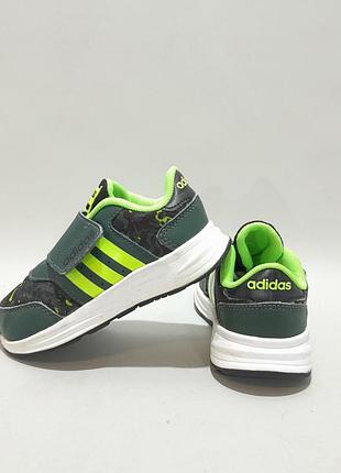 Кроссовки adidas