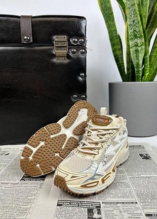 Off white be right back beige 3