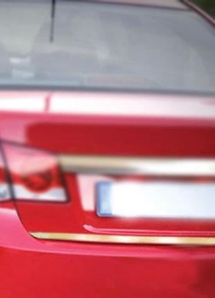 Накладка хромированная на край багажника chevrolet cruze sd 2009-, carmos, 6459661