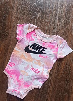 Боді  nike