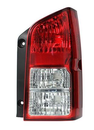 Фонарь задний nissan pathfinder 2005-2006, правый, depo, 215-19j3r-ld-ue