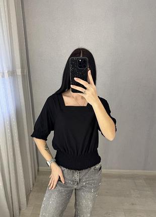 Гарна блуза блузка