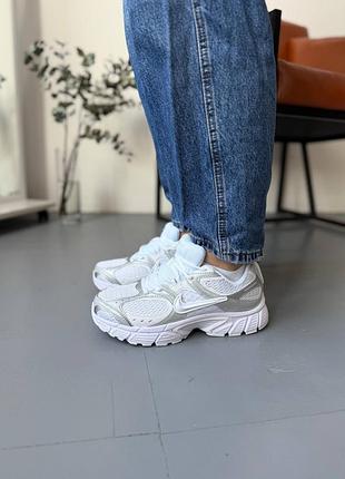 Nike zoom vomero v5 rnr full white