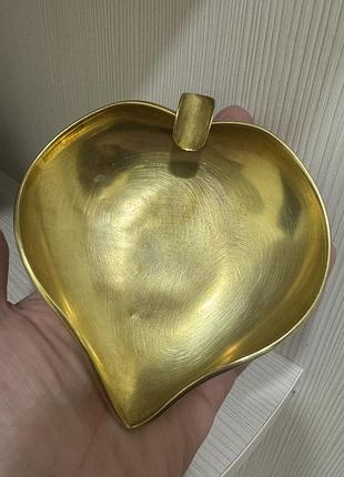 Попільничка латунна у формі листка, піала золотиста