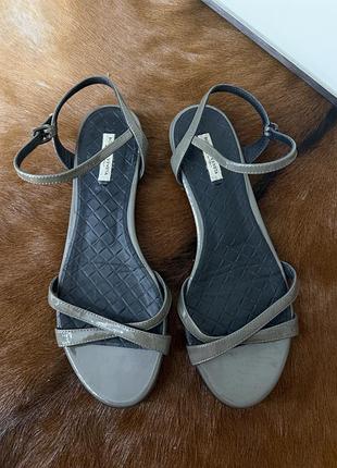 Босоніжки bottega veneta