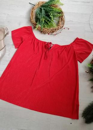 Красная блузка мелкая плиссировка new look с шнуровкой спереди1 фото