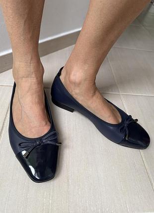 Продам шкіряні балетки lasocki