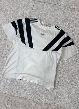 (м) футболка від adidas адідас плотна футболка