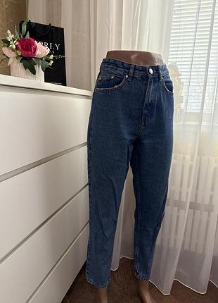 Женские джинсы mom fit