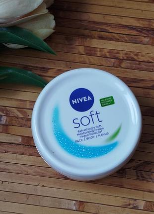 Крем nivea soft refreshingly soft moisturizing cream, универсальное средство для ухода за лицом, телом и руками. 200ml