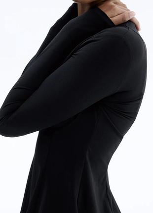 Топ з баскою чорного кольору h&m 3