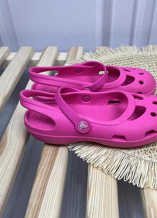 Босоніжки crocs