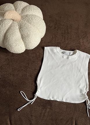 Жіночий вʼязаний топ в рубчик zara з розрізом